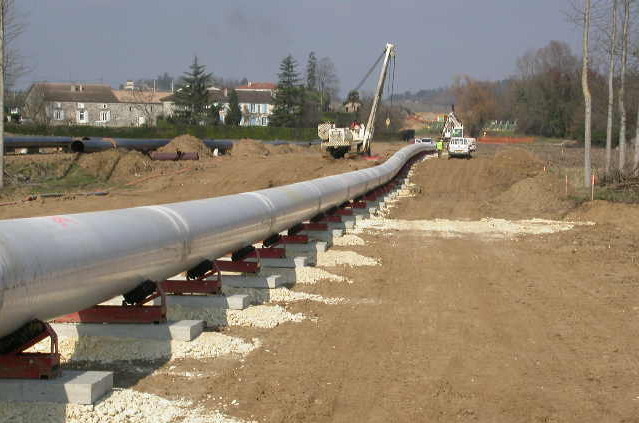 Pipeline laying with experience